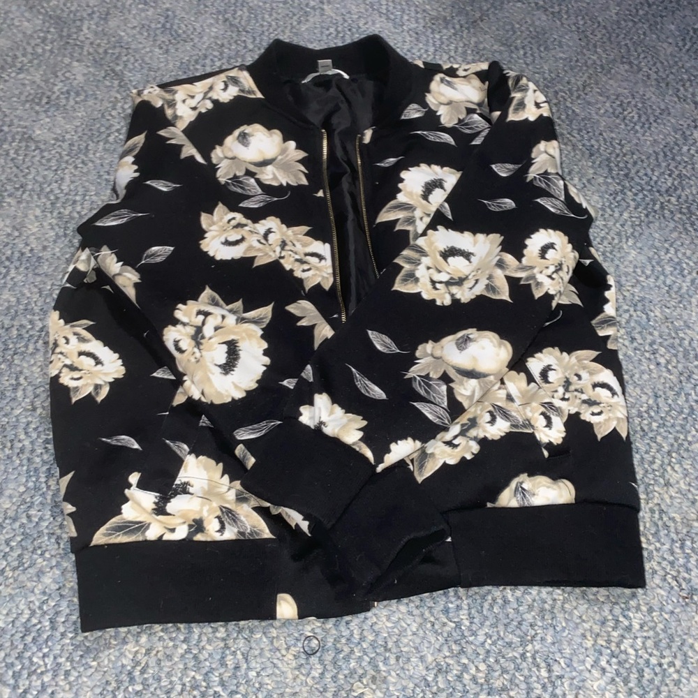 Emma & Posh zip up jacket